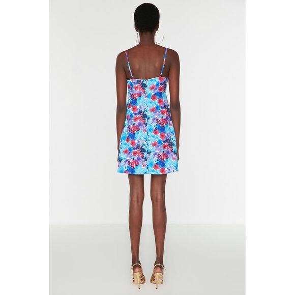 NWT Trendyol Women Regular fit Woven Dress - Picture 5 of 8